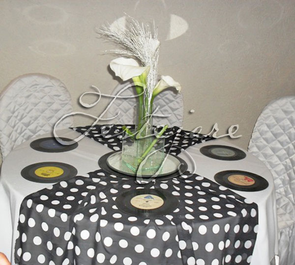 Ideias Criativas para uma Festa Temática Anos 60 Inesquecível