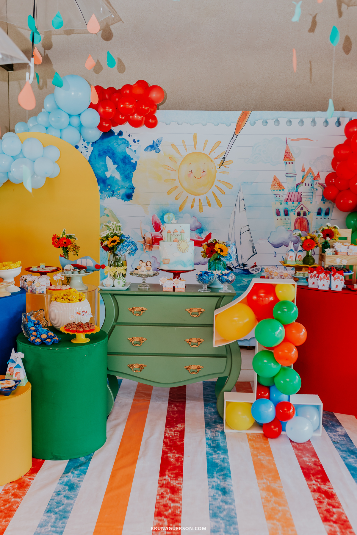 decoração aquarela tema floresta para quarto de bebê