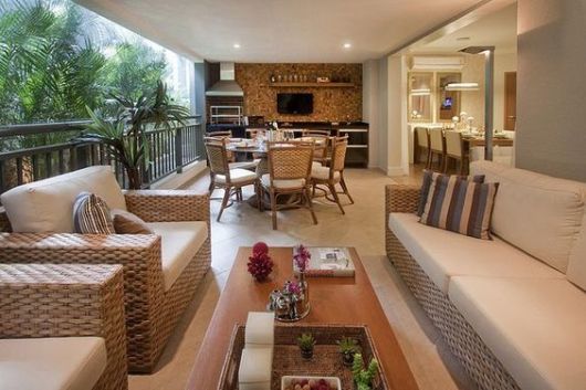 Iluminação para Área Gourmet: Como Combinar Funcionalidade e Ambiente