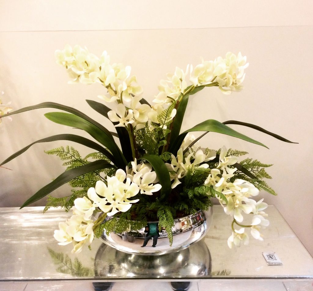 como fixar flores artificiais vaso argila musgo