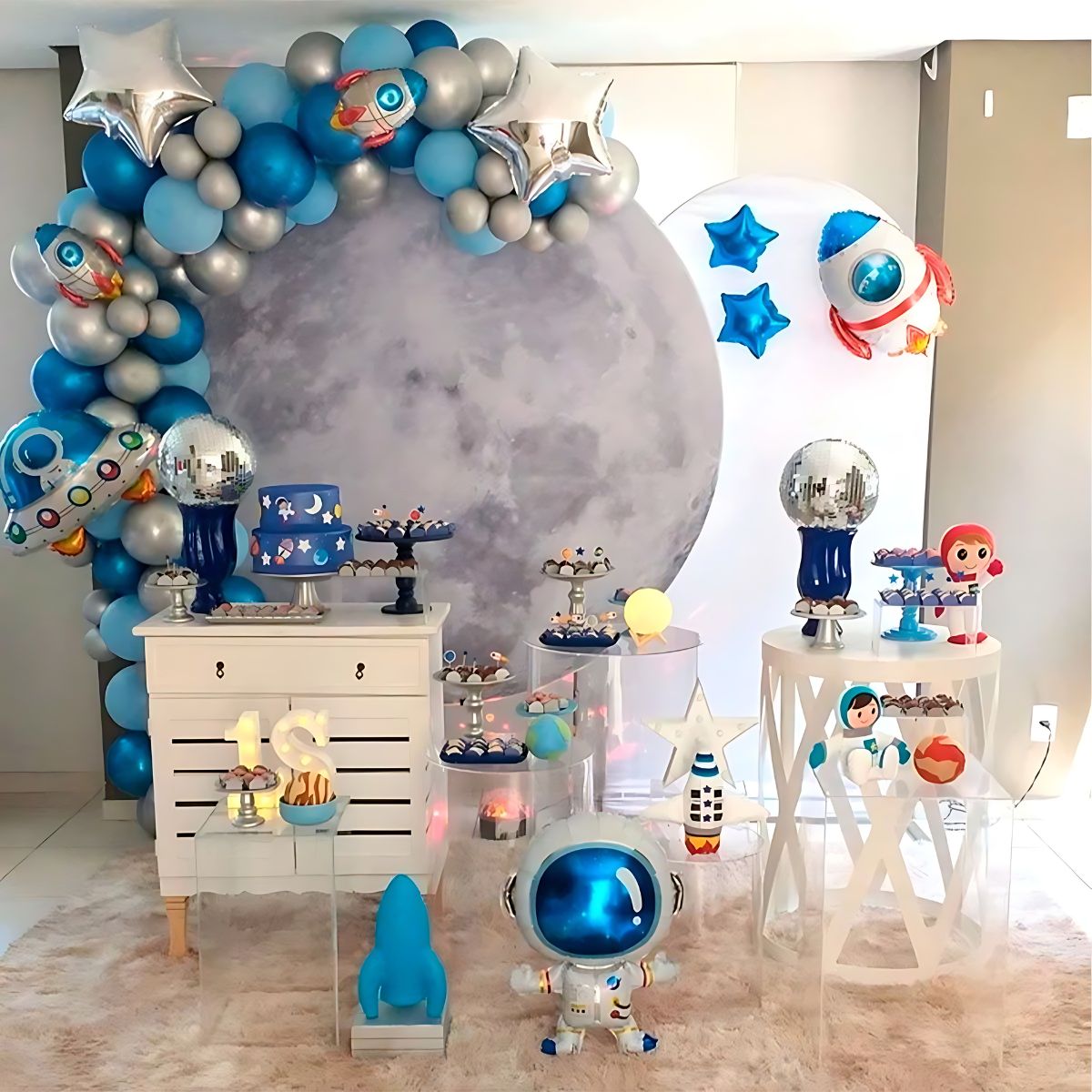 Transforme o Quarto do Seu Filho em uma Galáxia: Dicas de Iluminação e Enxoval