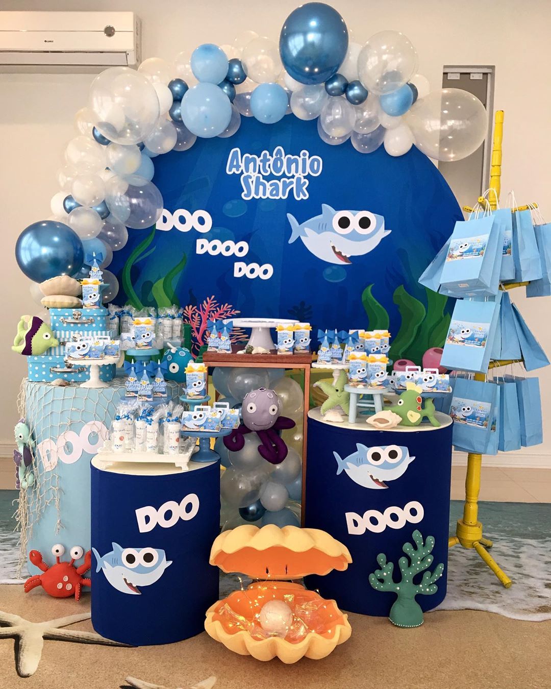 ideias criativas decoração baby shark azul