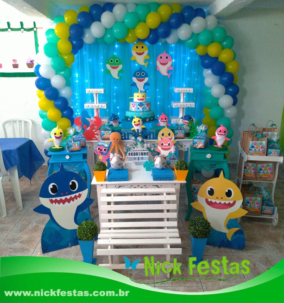 decoração baby shark azul vs rosa qual escolher