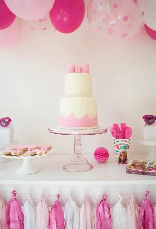 Guia Completo: Como Fazer uma Festa da Barbie Inesquecível e Barata