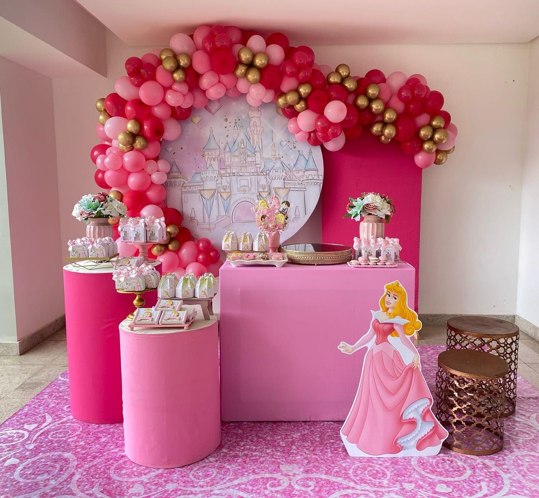 quanto custa uma decoração de festa bela adormecida