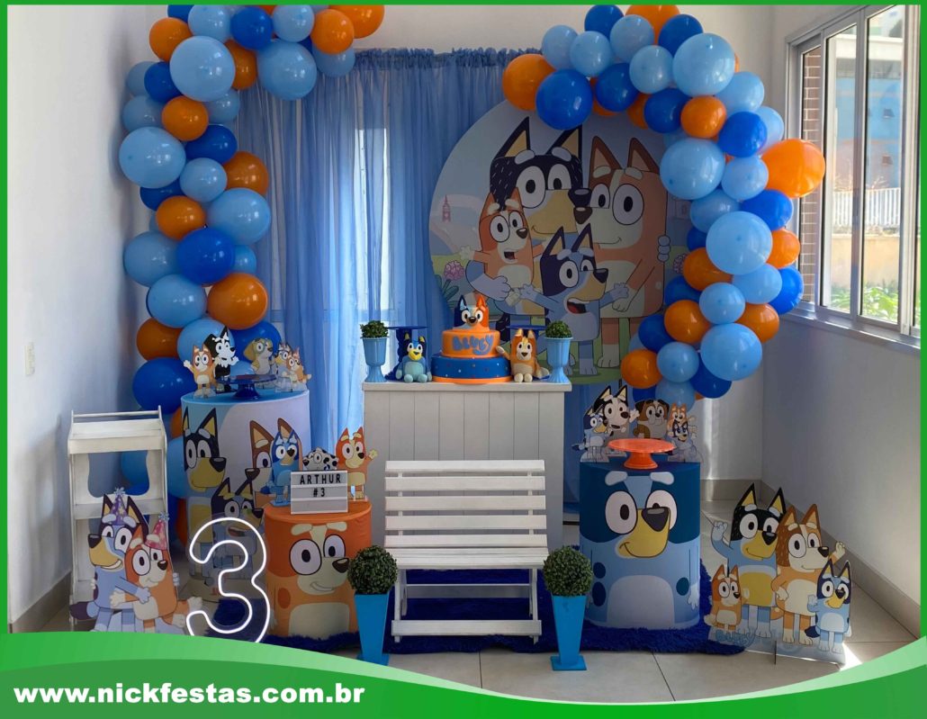 ideias criativas decoração festa bluey simples
