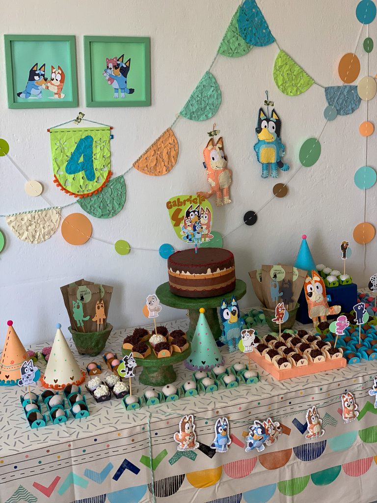 kit festa bluey completo ou itens avulsos qual escolher