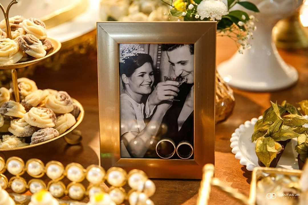 decoração bodas de ouro