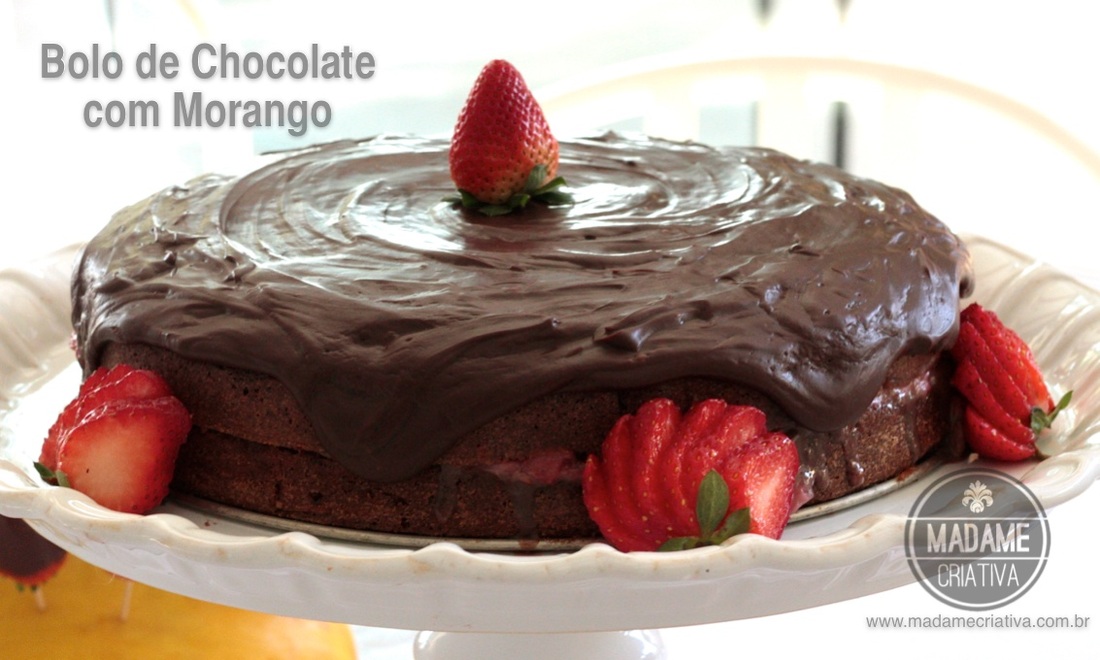ideias de decoração bolo chocolate morango simples e elegantes