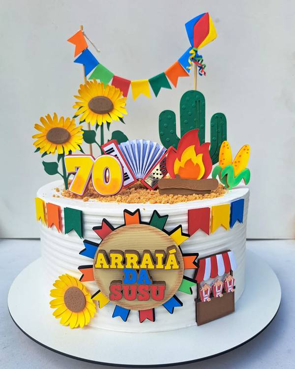 ideias criativas decoração bolo festa junina