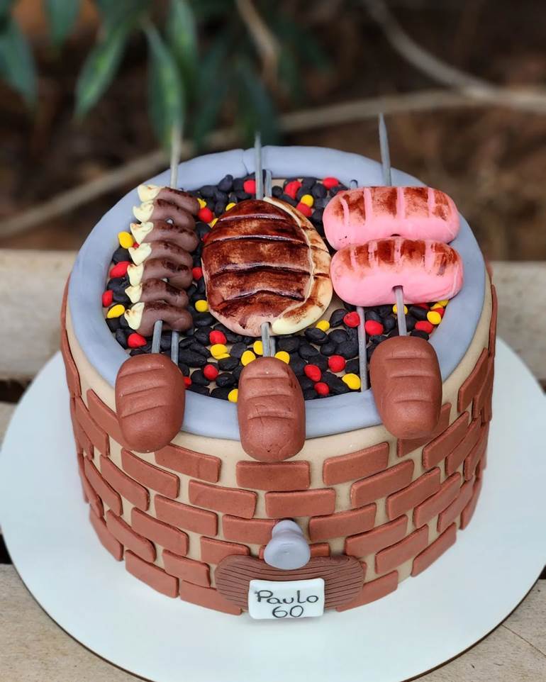 quanto custa um bolo decorado para homem