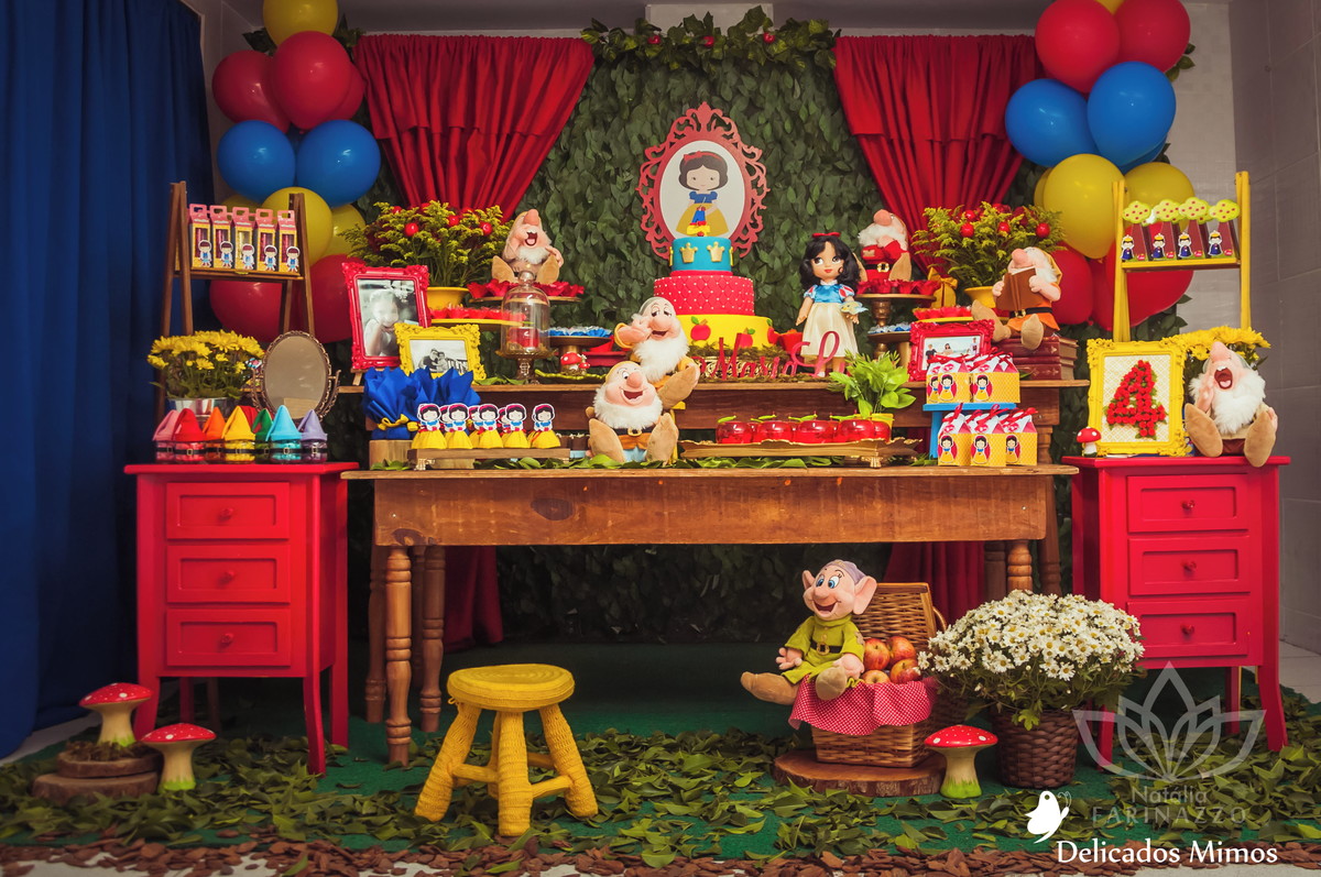 decoração branca de neve luxo