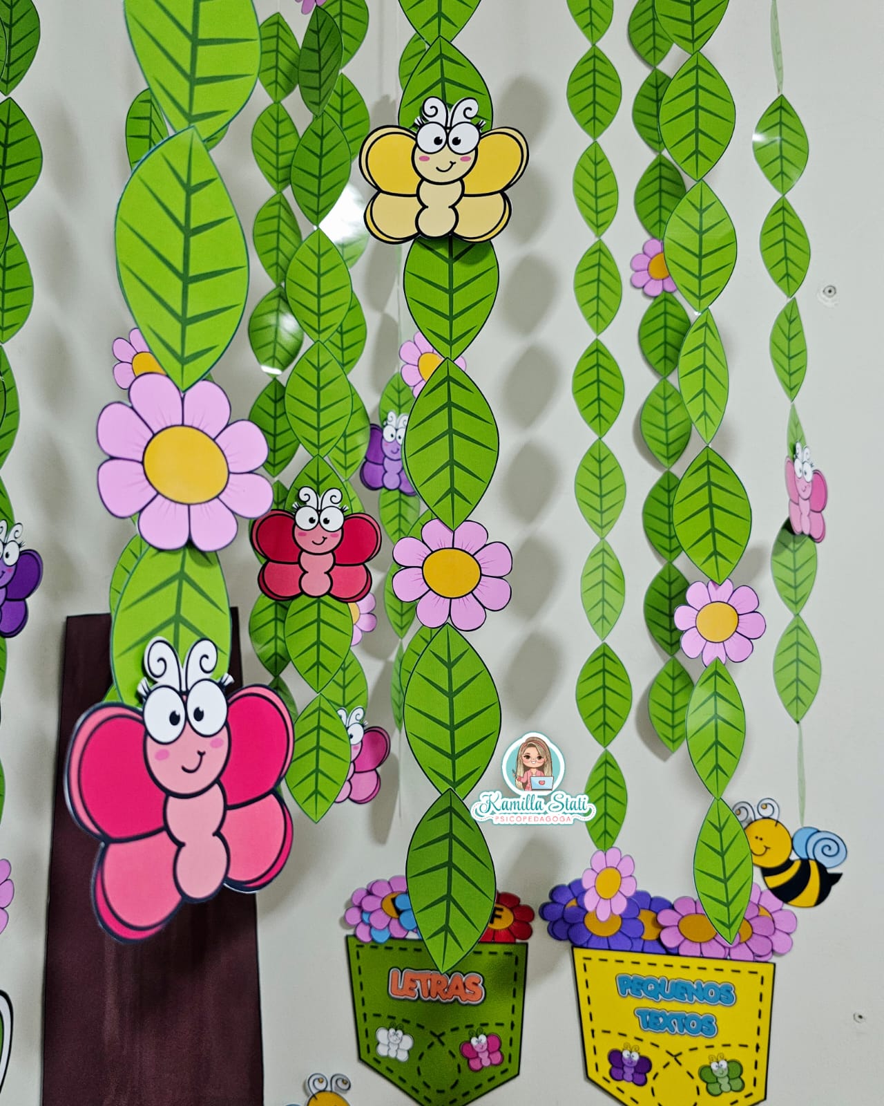 decoração cantinho da leitura educação infantil