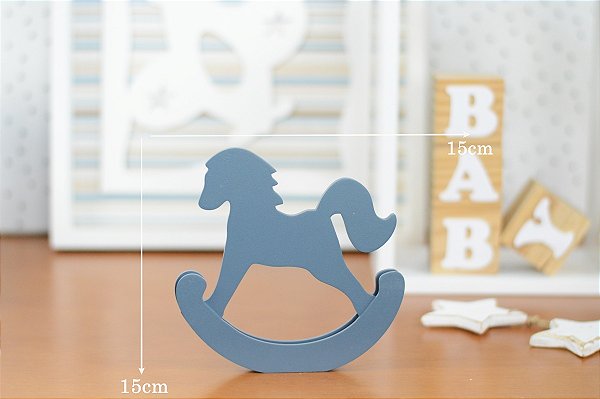 cavalo de balanço madeira ou plástico qual o melhor