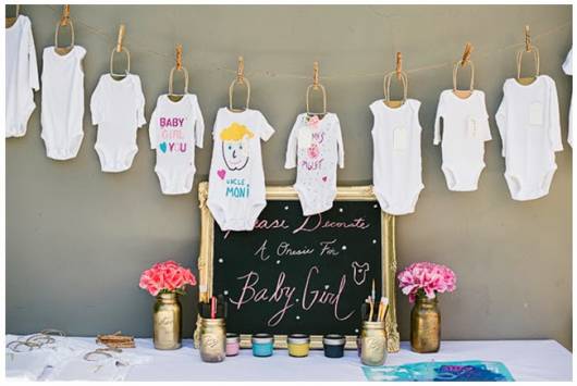 erros comuns decoracao cha bebe roupinhas evitar