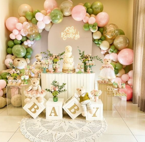 5 ideias de títulos:
1. Chá de Bebê Menina: Tendências Minimalistas e Afetivas para 2025/2026
2. Decoração de Chá de Bebê: Temas Encantadores e Ideias Criativas
3. Planejamento Essencial para o Chá de Bebê: O Que Pedir e Quando Organizar
4. Dicas de Ouro para um Chá de Bebê Econômico e Personalizado
5. Brincadeiras e Lembrancinhas que Vão Encantar seu Chá de Bebê