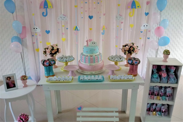 decoração chuva de bênção para 1 ano