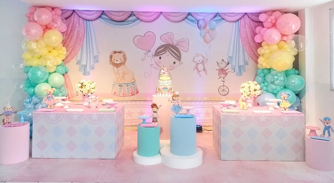 Inspirações de Paleta de Cores e Personagens para o Tema Circo Rosa