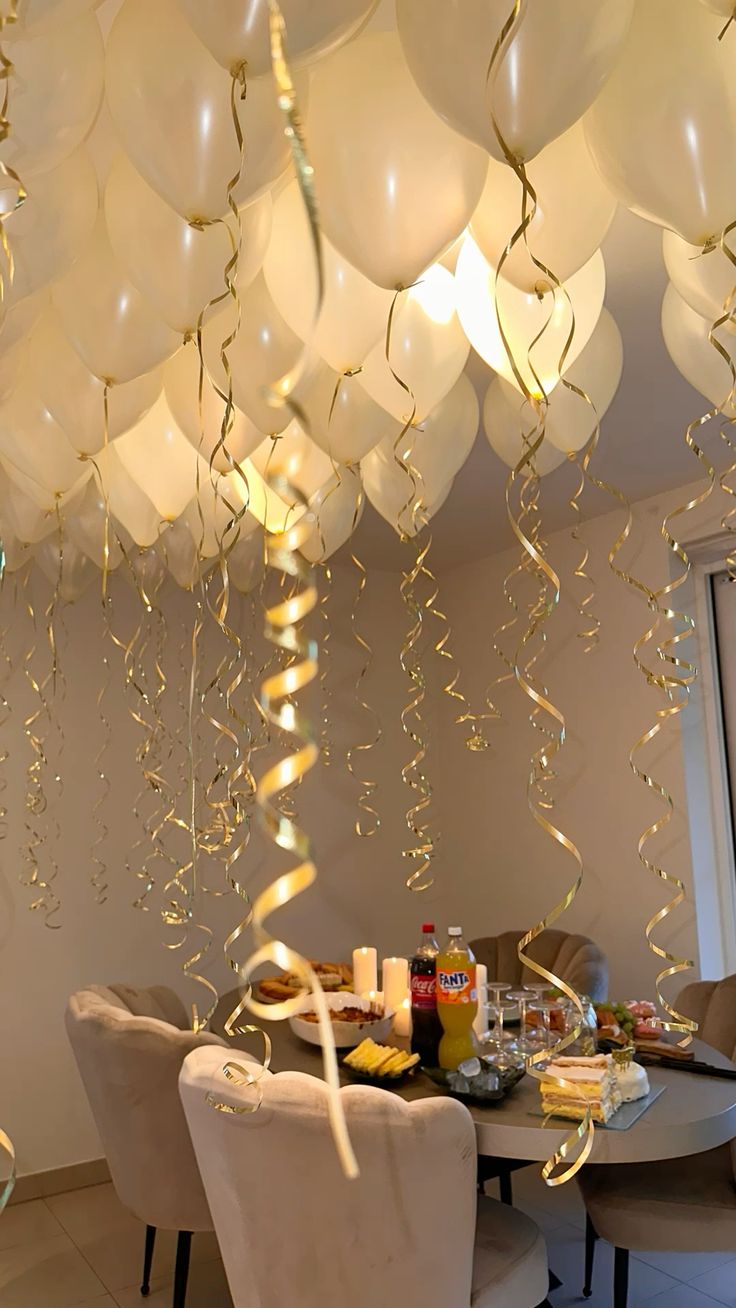 ideias criativas decoração balão bubble teto