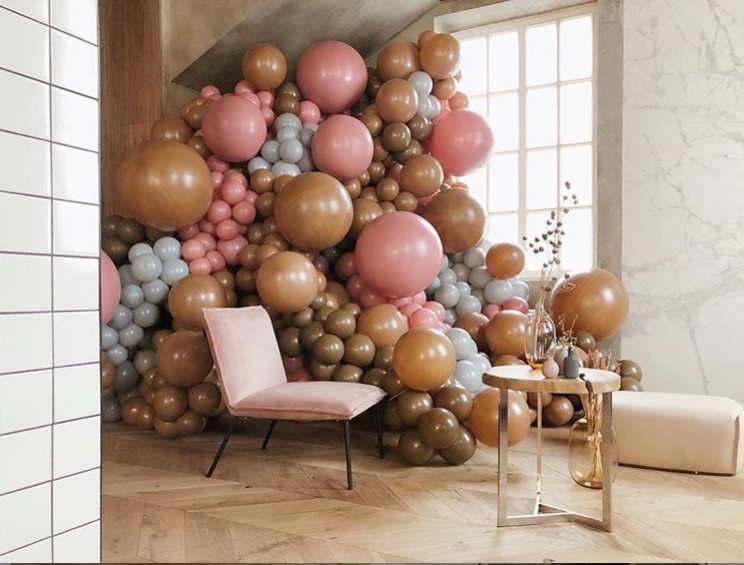 Balões Bubble e Metalizados: Dicas para Personalizar Sua Decoração