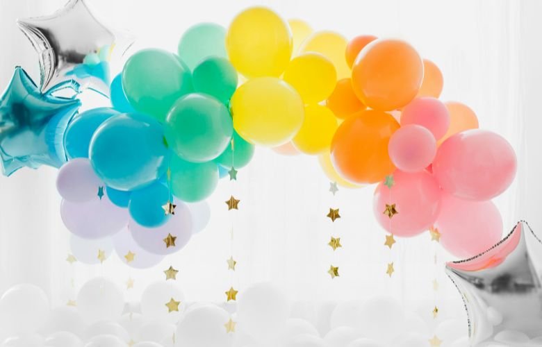 10 Temas de Festa Infantis que Combinam com Decoração de Balões Simples