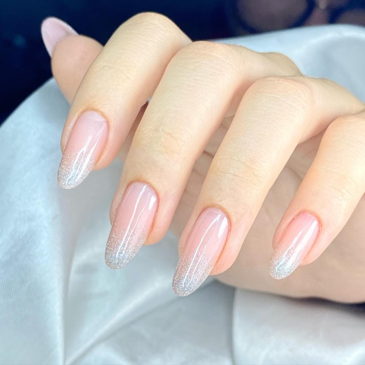 preço manicure unhas com brilho