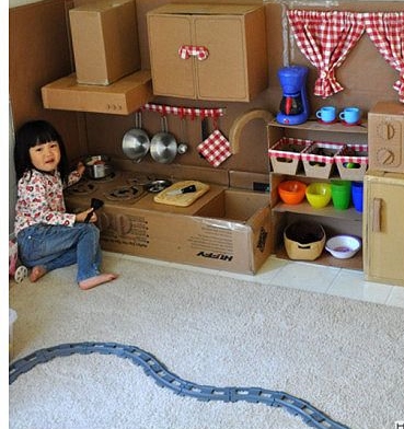 decoração com caixa de papelão