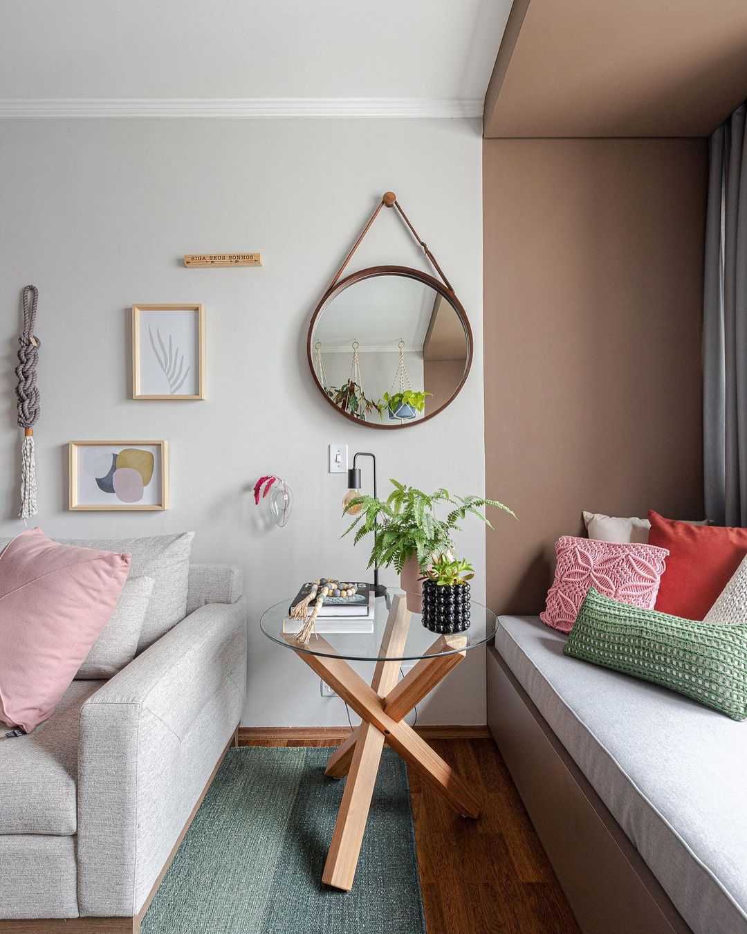 espelho redondo Adnet versus minimalista qual escolher