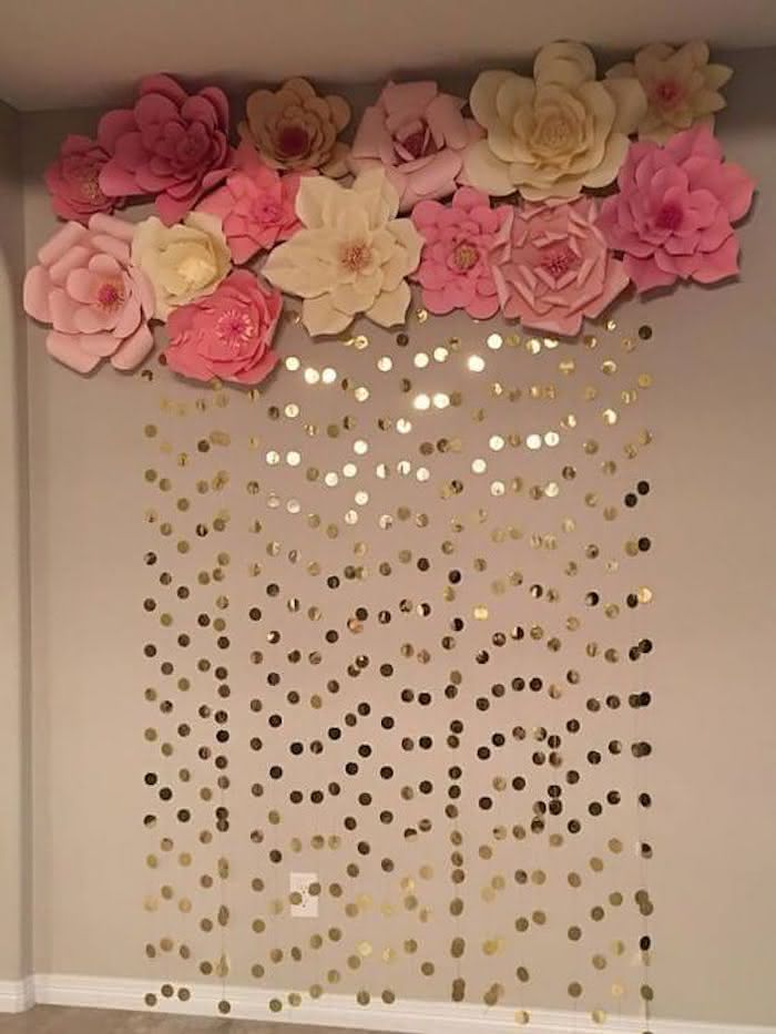 decoração com flores de papel