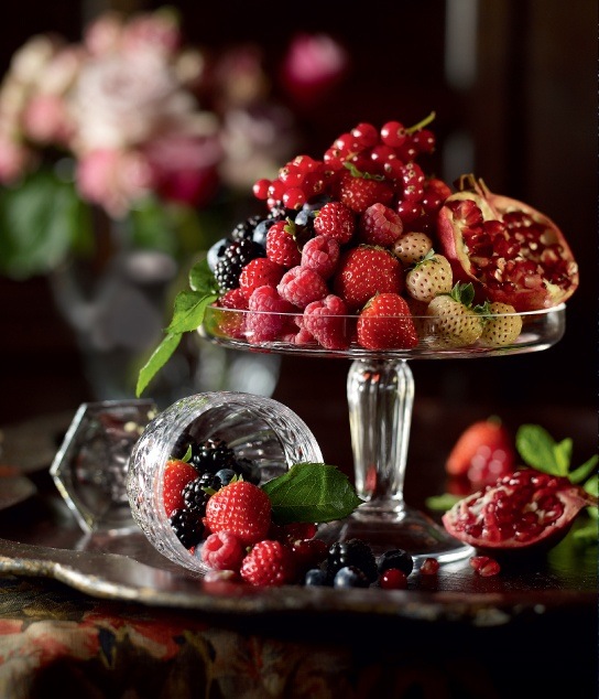 Frutas Artificiais na Decoração: Como Escolher e Onde Usar para um Toque Realista