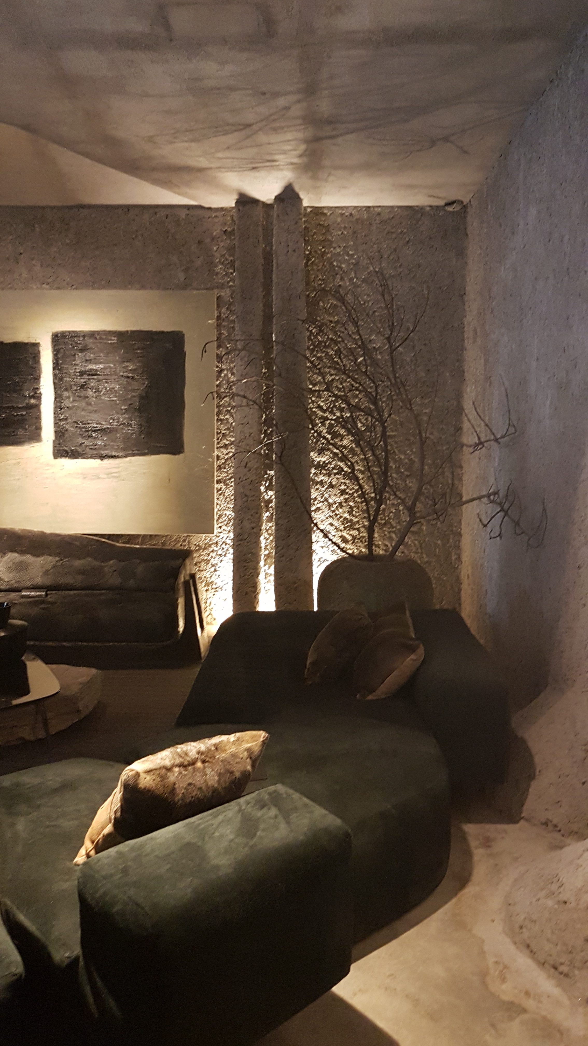 fixar galhos pesados parede sem furar