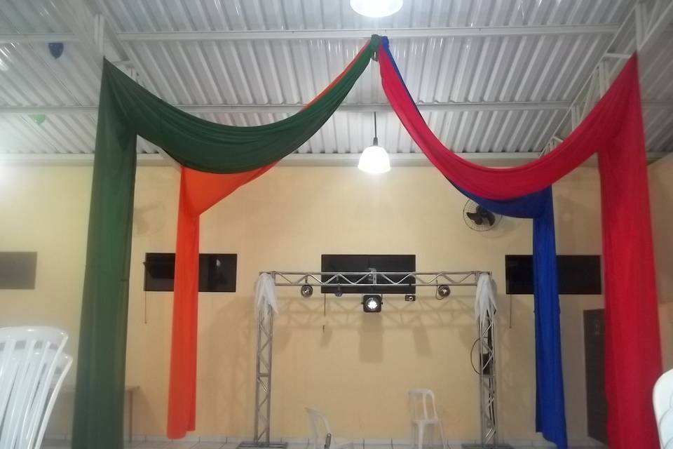 fixação segura helanca teto triângulos