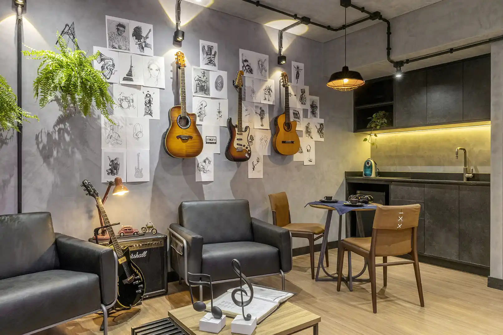 custo decoração instrumentos musicais antigos