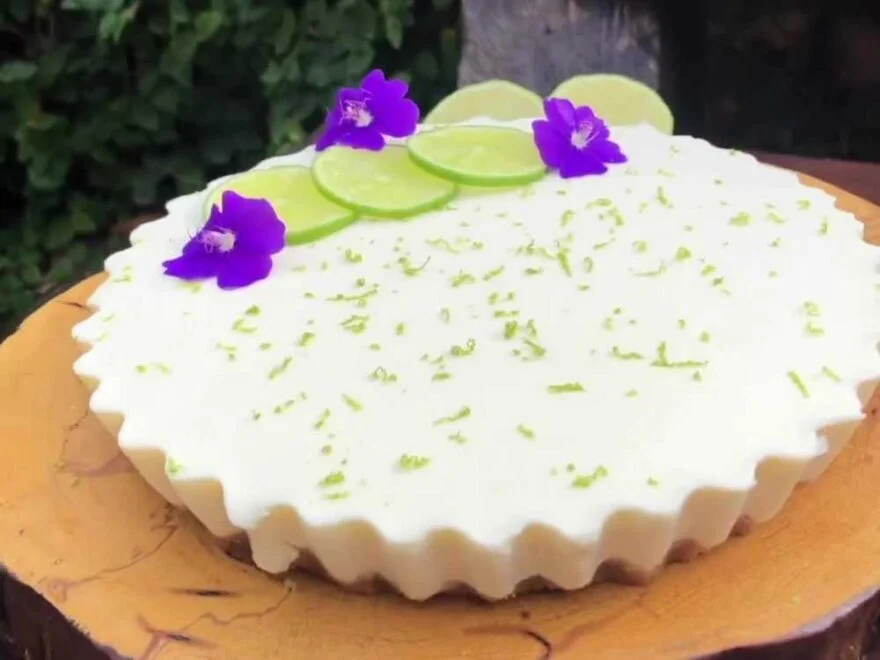 torta de limão com merengue vs chantilly decoração