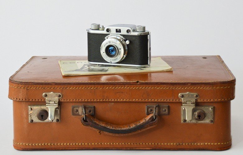 como evitar erros decorar com malas antigas