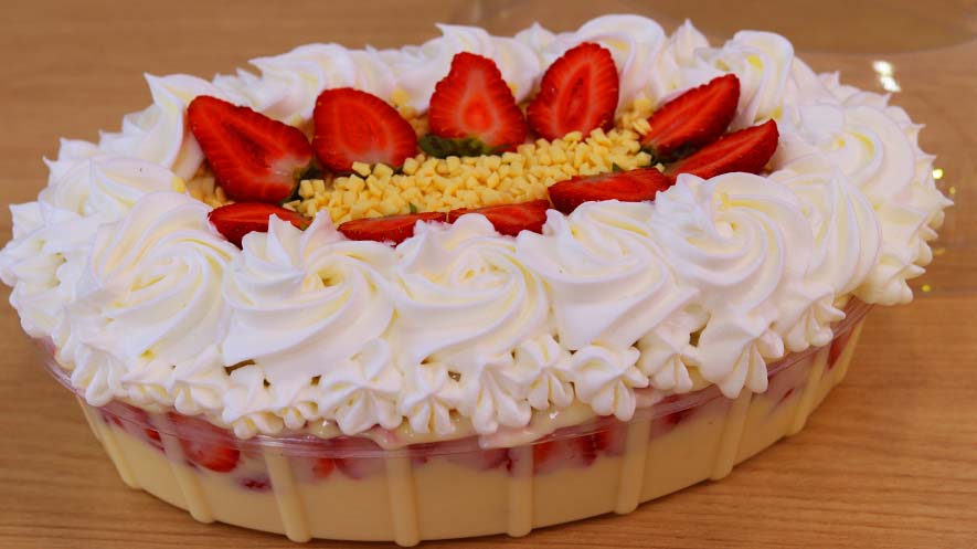 Como Fazer Morangos Durarem Mais em Bolos e Tortas