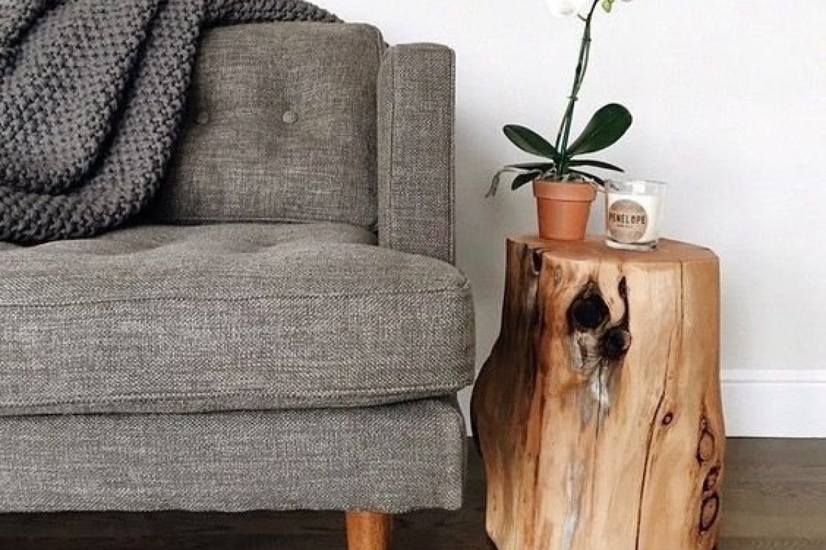 ideias de decoração com tronco de árvore na parede para sala