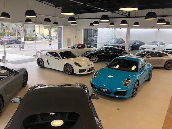 erros comuns decoração concessionaria evitar