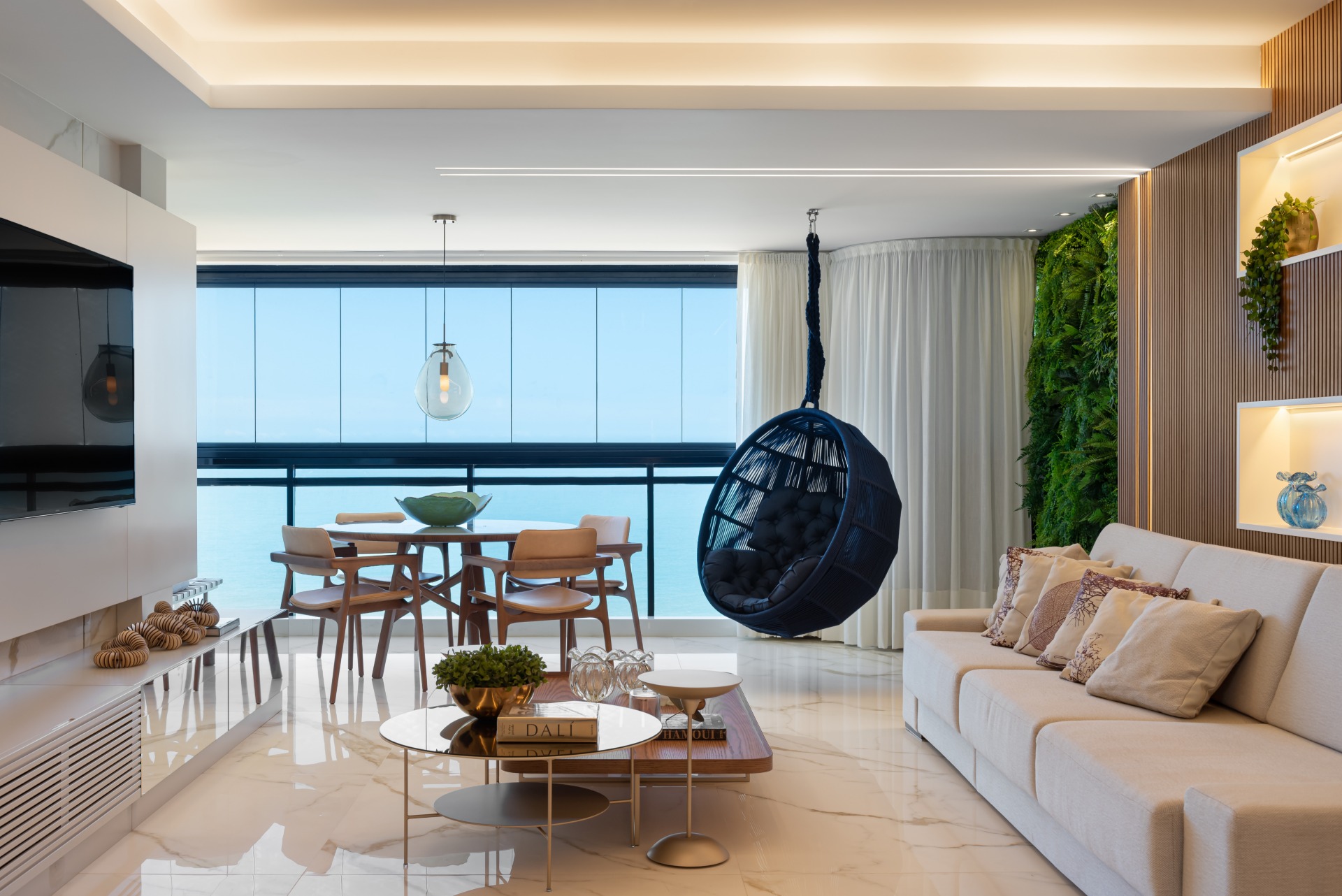 Materiais e Móveis
4. Decoração Contemporânea vs. Moderna: Entenda as Diferenças Essenciais
5. Elementos-Chave para uma Decoração Contemporânea de Sucesso