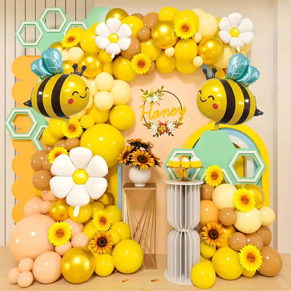 como fazer painel de colmeia para festa abelhinha