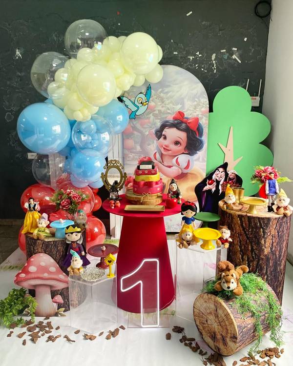 decoração da branca de neve 1 ano