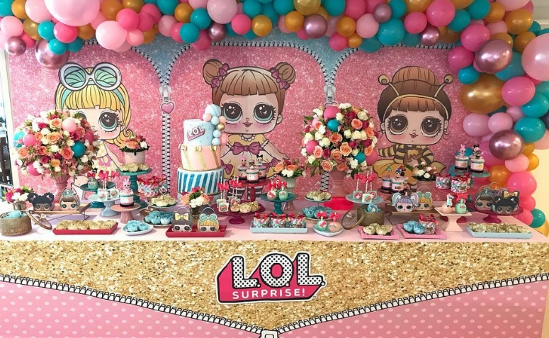 5 ideias de títulos:
1. Decoração LOL Surprise 2026: Tendências e Kits Essenciais
2. Guia Completo: Como Montar uma Festa LOL Surprise Inesquecível
3. Onde Encontrar os Melhores Itens de Decoração LOL Surprise Online
4. Tendências de Cores e Elementos Interativos para Festas LOL Surprise
5. DIY Decoração LOL Surprise: Dicas para um Painel Incrível