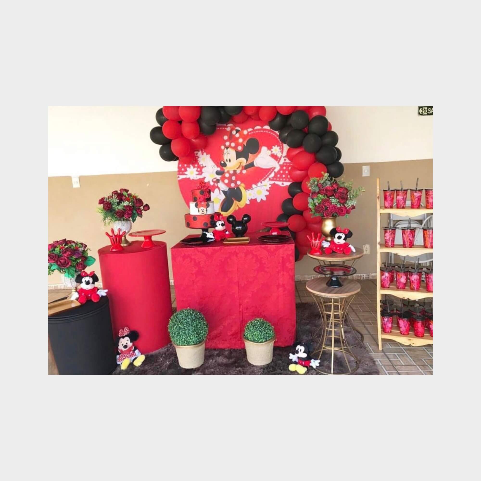 decoração da minnie vermelha