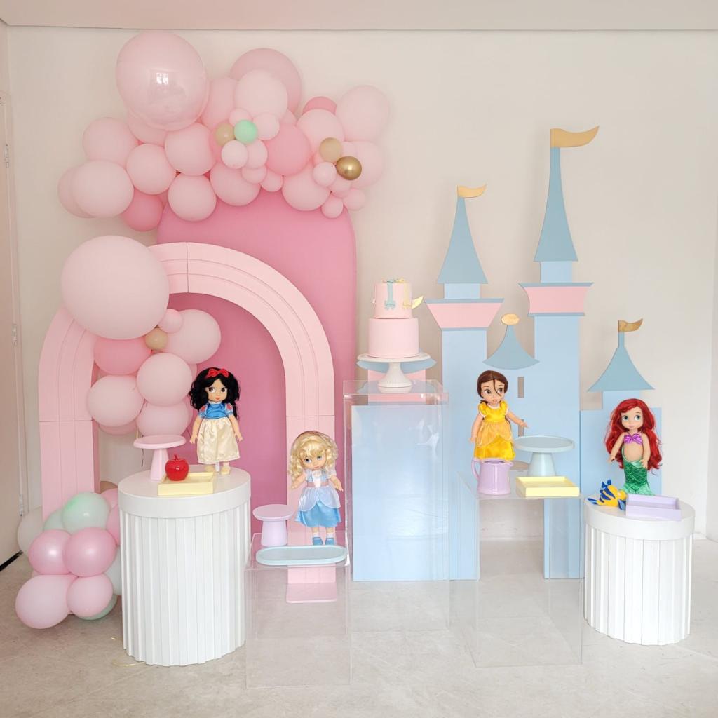 Cores e Temas: Escolhendo a Paleta Perfeita para sua Festa de Princesas