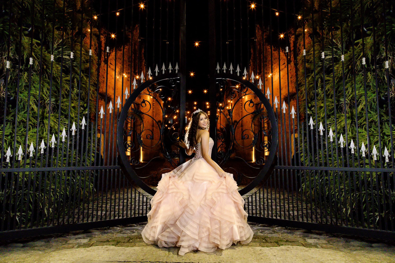 Planejamento Financeiro para Festa de 15 Anos: Definindo Orçamento e Lista de Convidados