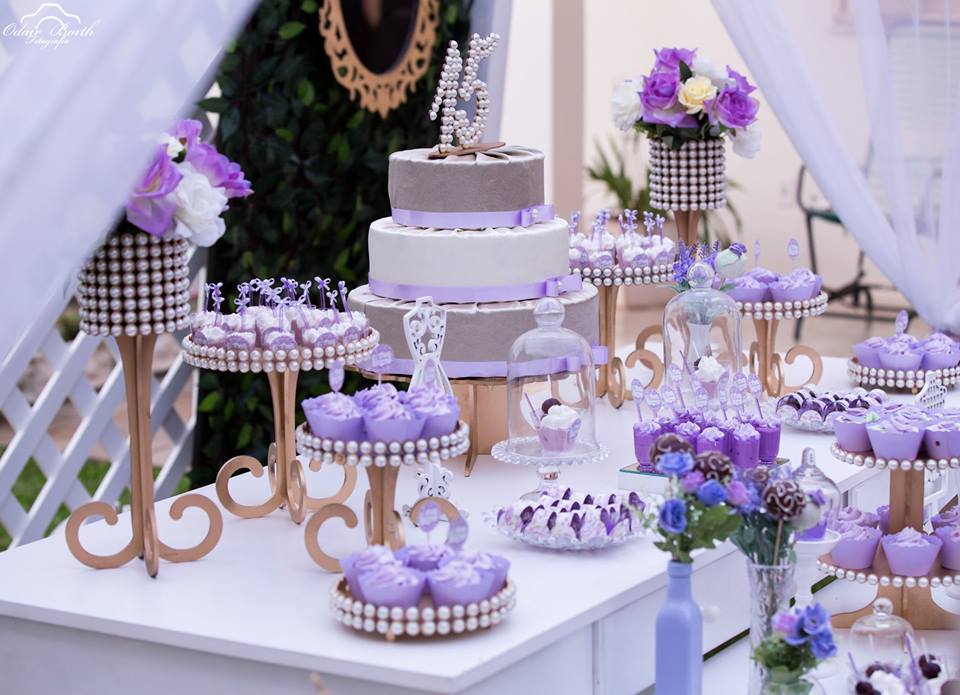 decoração de 15 anos lilás