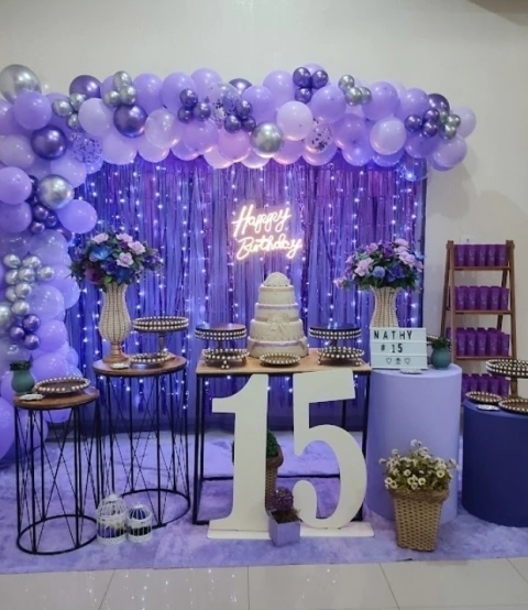 decoração de 15 anos lilás