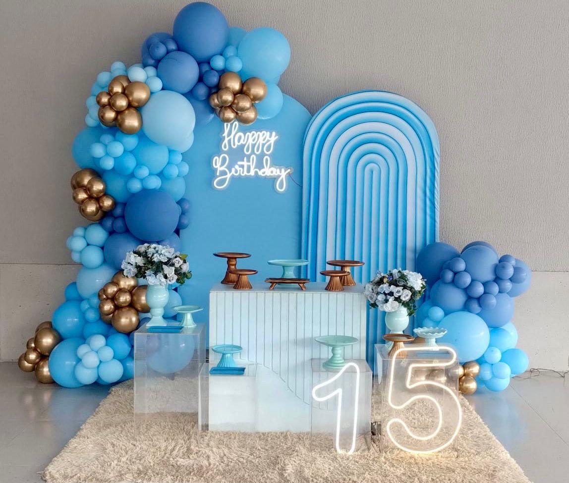 decoração de aniversário de 15 anos azul