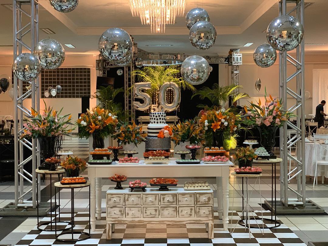 decoração de aniversário de 50 anos