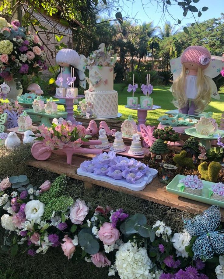 erros comuns decoração festa flores evitar